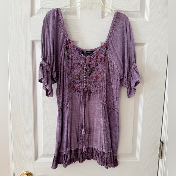 Flower Tops - Lavender Embroidered Boho Top